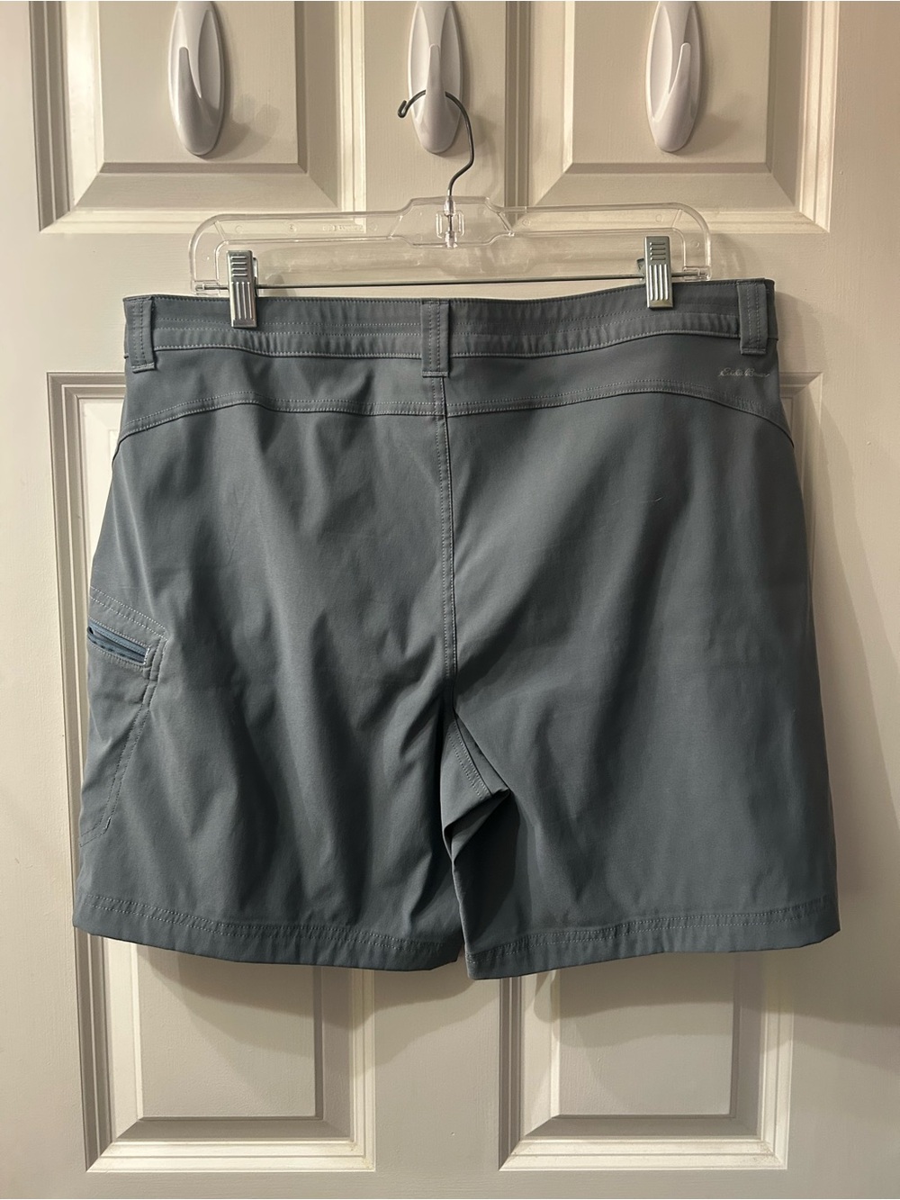 Eddie Bauer Women’s Rainier Shorts Size 14 fig blue - Picture 2 of 8